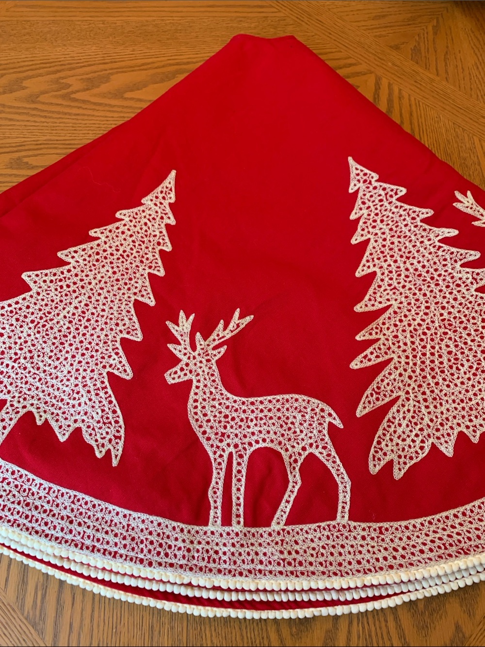 Rachel Zoe Red Christmas Tree Skirt